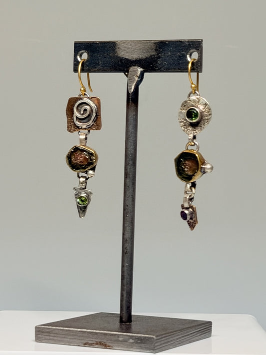 MIXED METAL EARRINGS WITH TOURMALINE & PERIDOT WK160