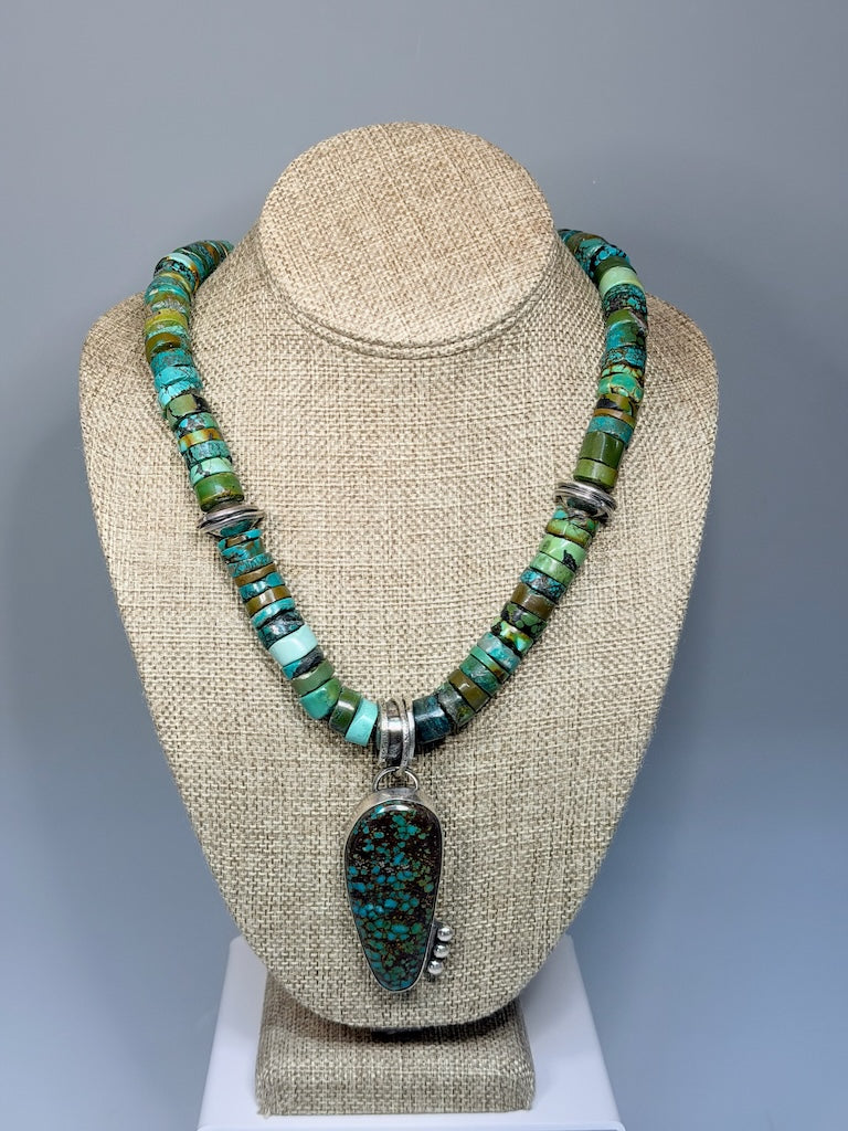 MULTI TURQUOISE BEAD NECKLACE WITH TURQUOISE PENDANT WK162