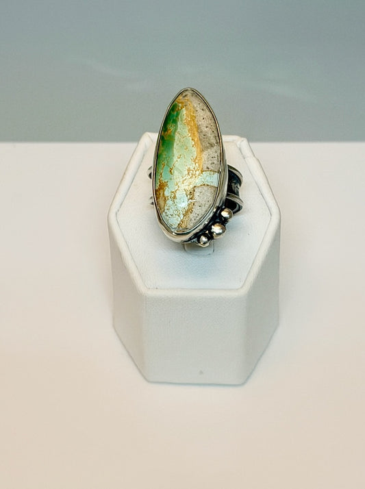 TEAR DROP SHAPED TURQUOISE WITH 3 BALLS ADJUSTABLE RING WK166