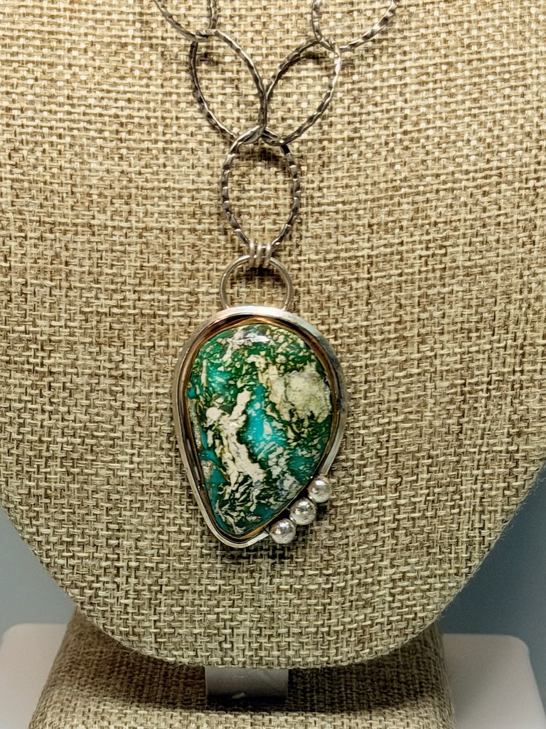 GREEN/WHITE TURQUOISE PENDANT ON STERLING SILVER CHAIN WK170