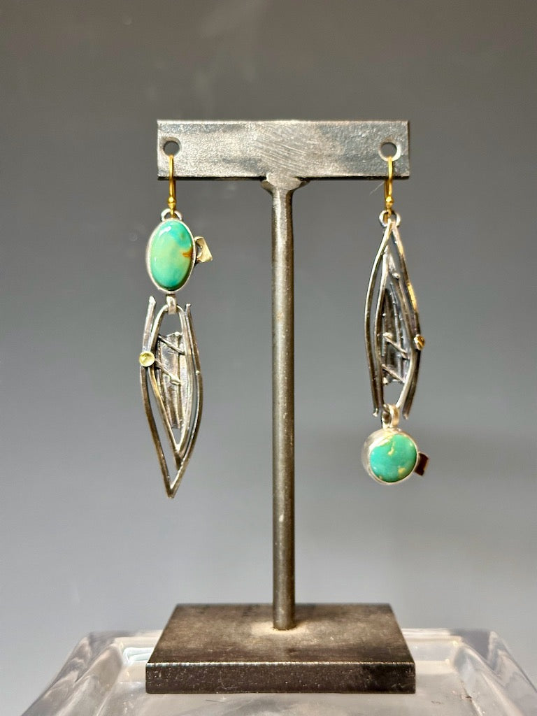 ASYMMETRICAL GREEN TURQUOISE STERLING SILVER EARRINGS  WITH GOLD WIRES WK30