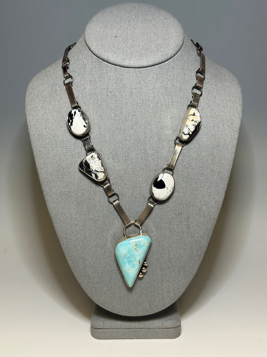 WHITE BUFFALO AND ROYSTON BLUE TURQUOISE AND OXIDIZED STERLING SILVER  NECKLACE WK57