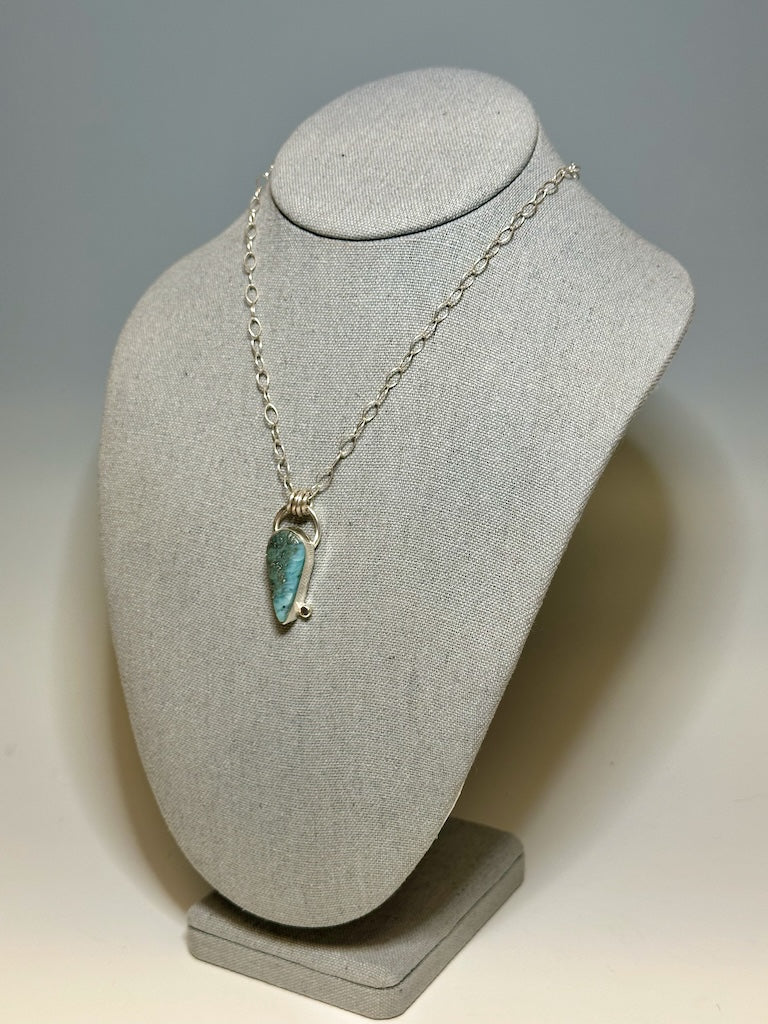 SIMPLE LARIMAR PENDANT WITH STERLING SILVER CHAIN WK58