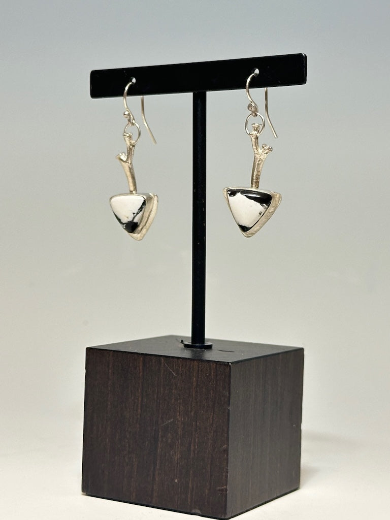 WHITE BUFFALO STERLING SILVER DROP EARRINGS WK59