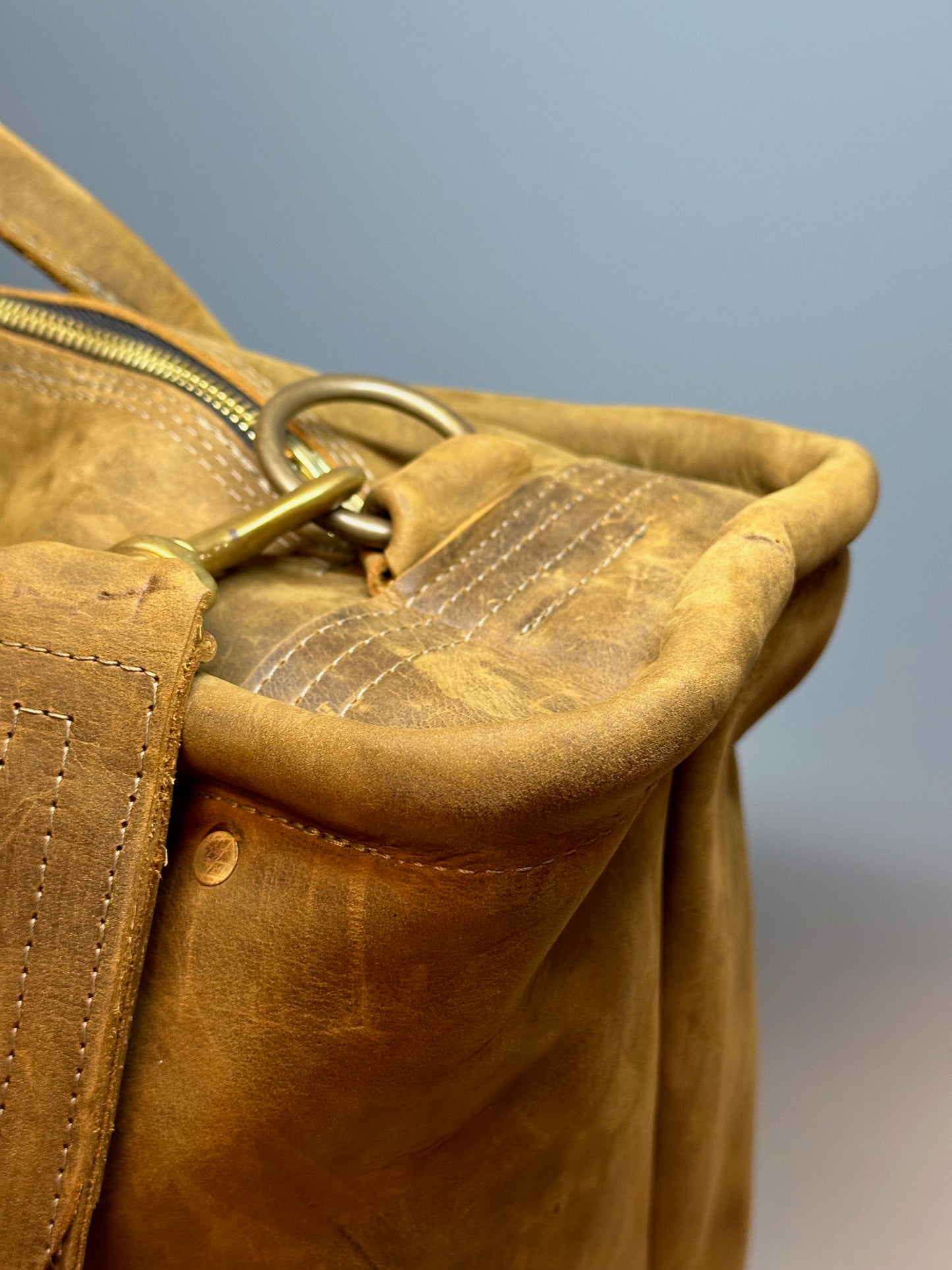 DISTRESSED BROWN WEEKENDER Handmade Leather Bag YB14