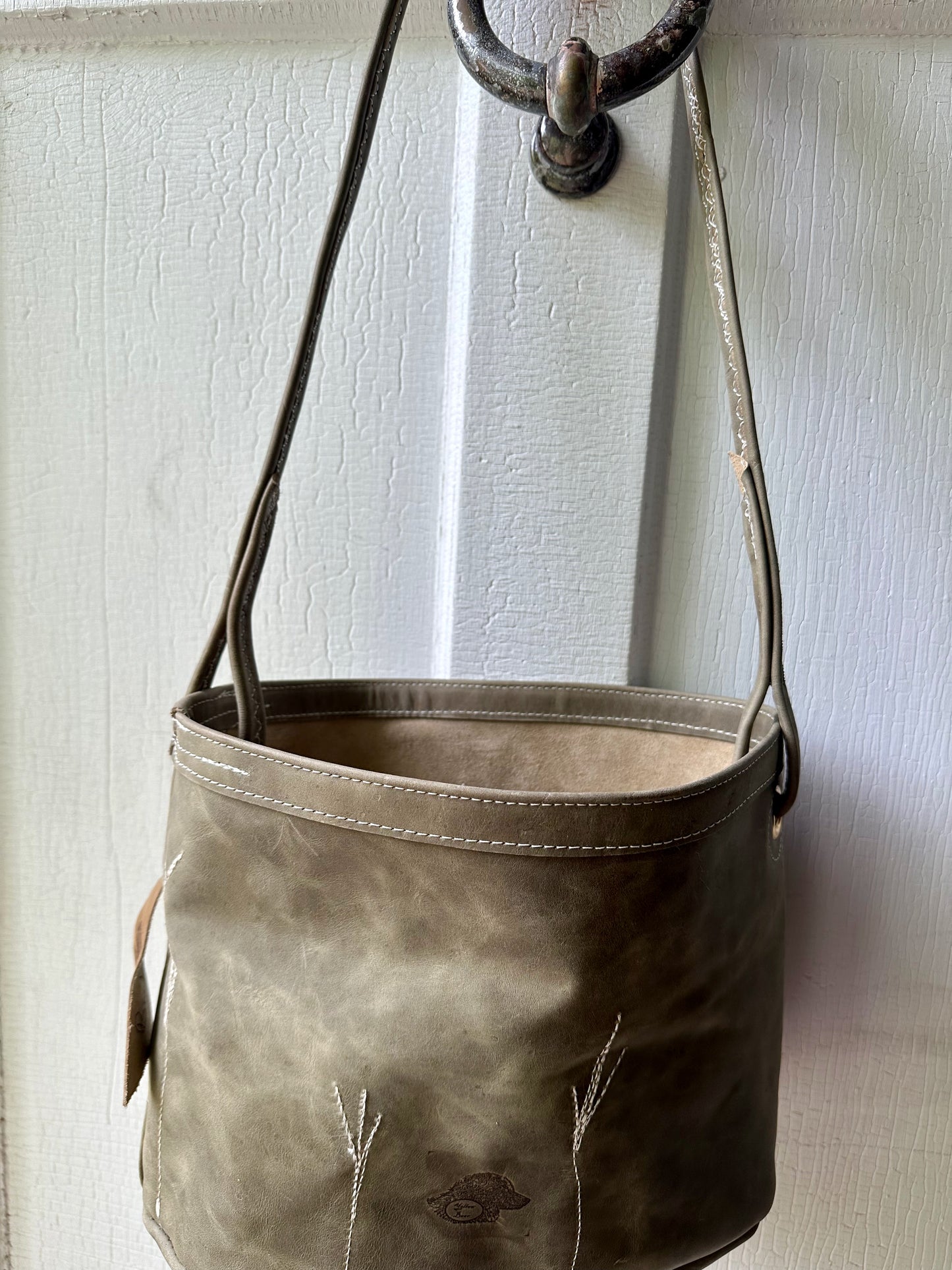 "BUCKET" Olive Handmade Leather Handbag