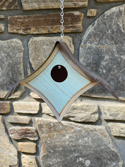 “Peep” Birdhouse in Light Blue BH104