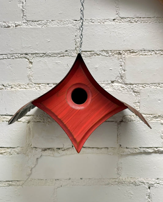 “Peep” Birdhouse In Red BH151