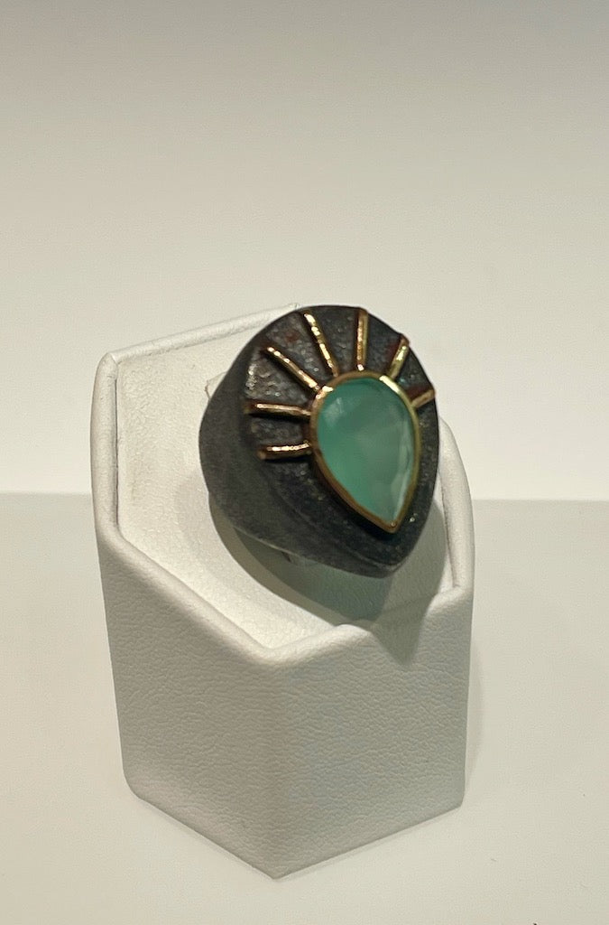 CHALCEDONY OXIDIZED RING WITH STERLING SILVER BR0973