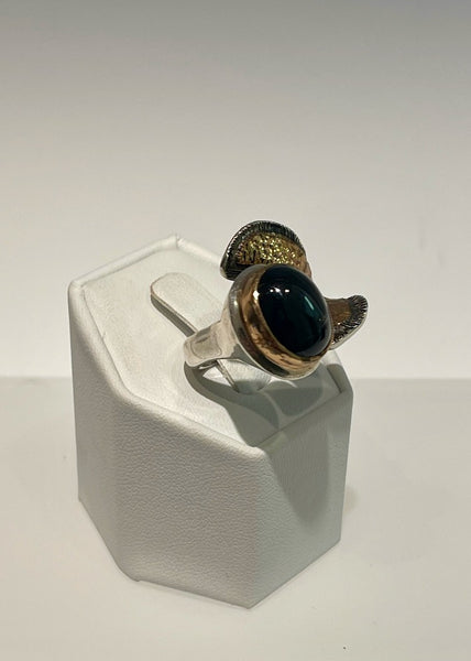 STAR ONYX OXIDIZED RING WITH STERLING SILVER AND 14K GOLD BR0974