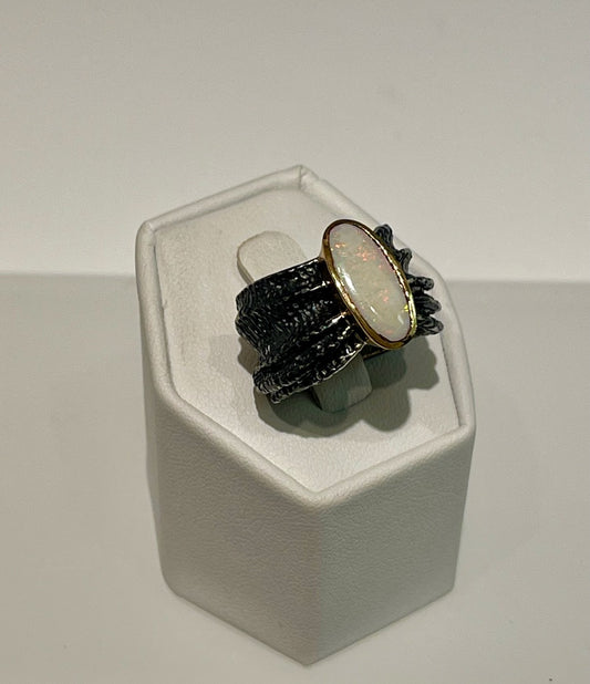 OPAL OXIDIZED RING WITH STERLING SILVER BR0976
