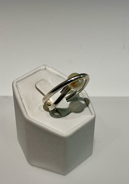 PEARL STERLING SILVER RING  BR0987