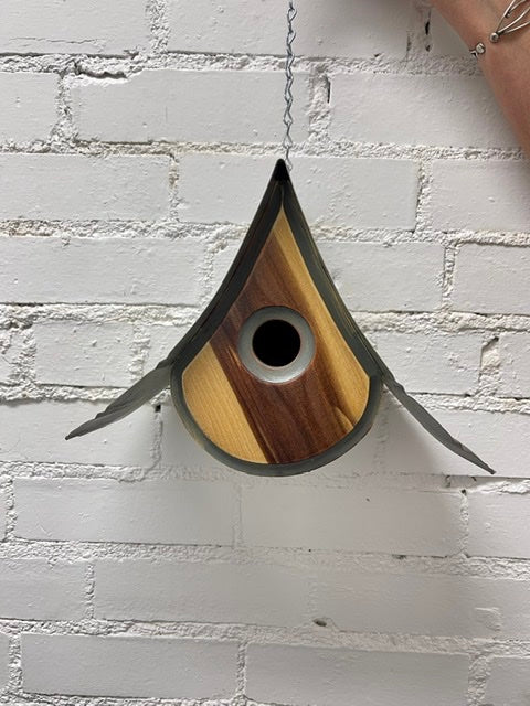 “Raindrop” Birdhouse with Natural Cedar Finish