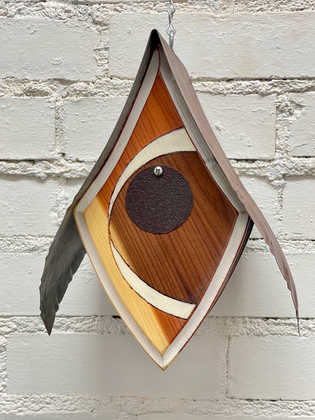 “Magpie” Birdhouse in Natural Cedar, Duo-Stained and White Accents