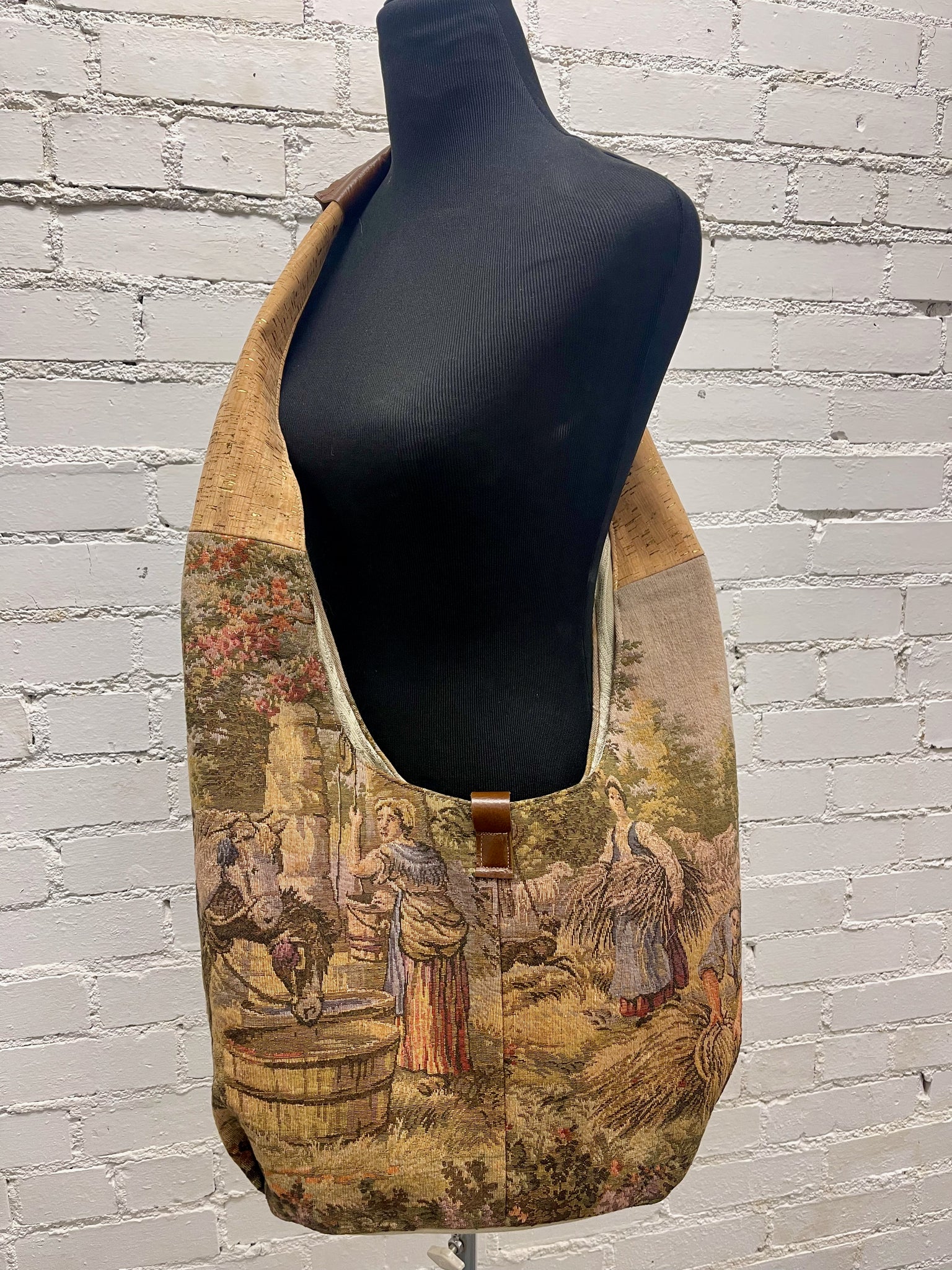 HARVEST VINTAGE TAPESTRY BAG – Lucy Clark Gallery and Studio