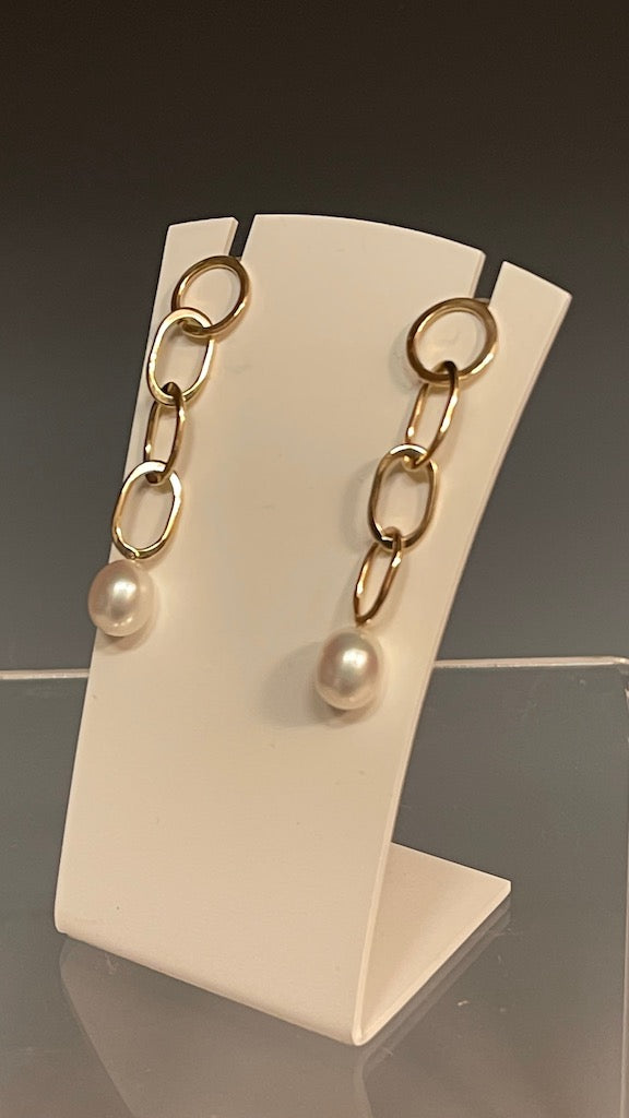 14K RINGS WITH PEARL DROP  Earrings  MB157E