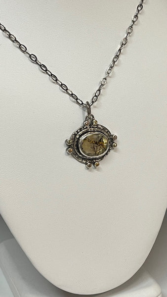 DENDERITIC AGATE AND YELLOW SAPPHIRE NECKLACE - NM422N