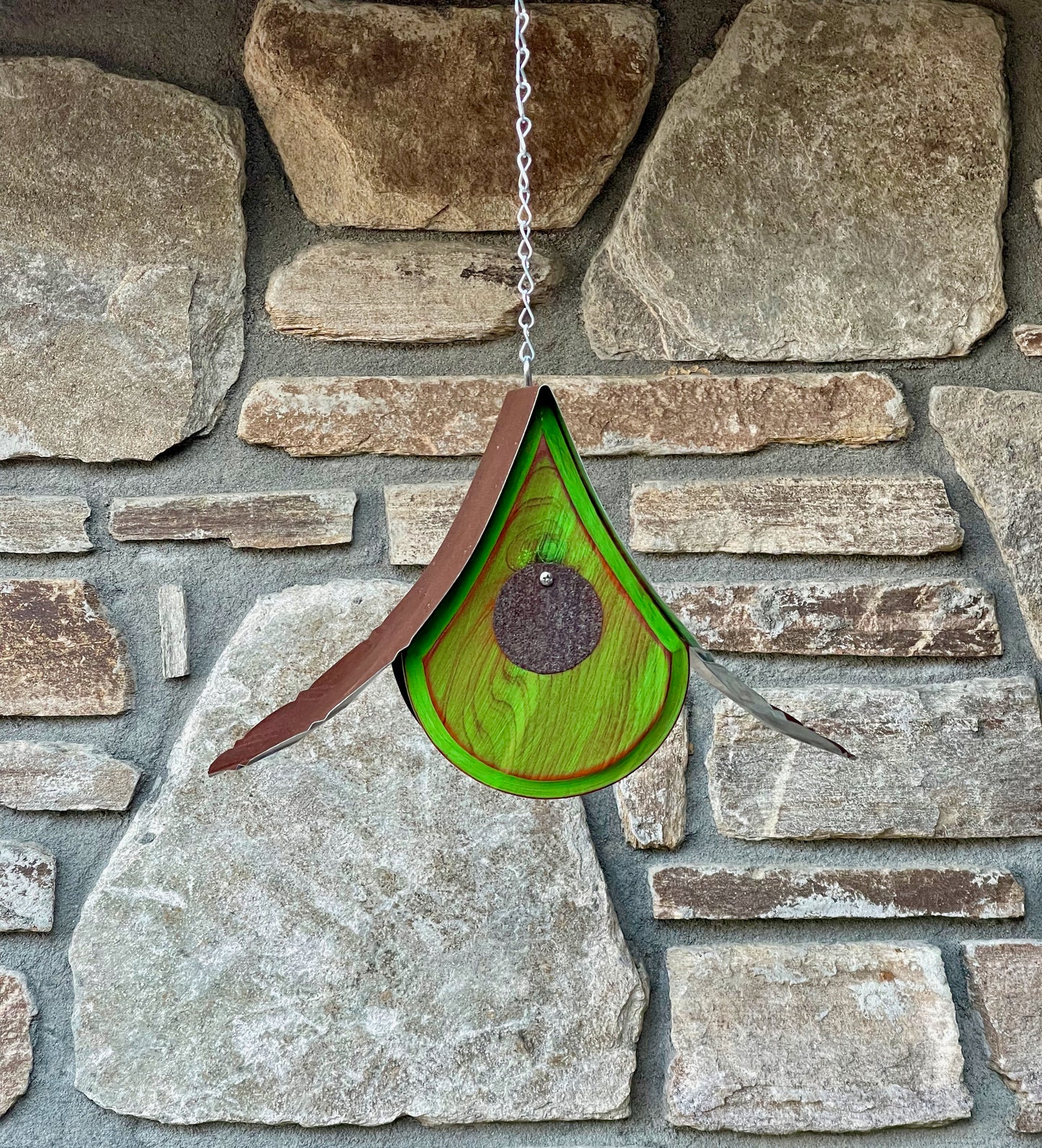 “Raindrop” Birdhouse with Bright Green Finish LC22.6