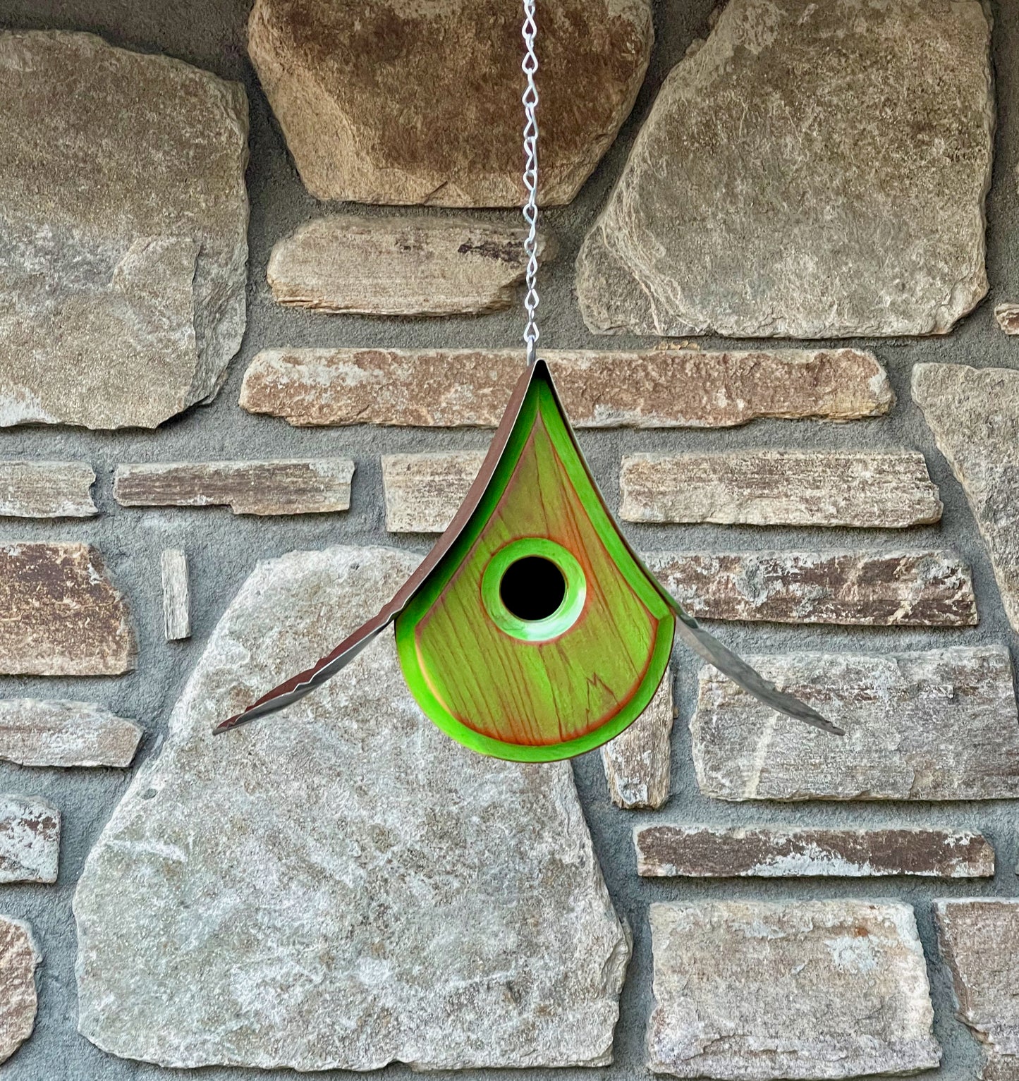 “Raindrop” Birdhouse with Bright Green Finish LC22.6