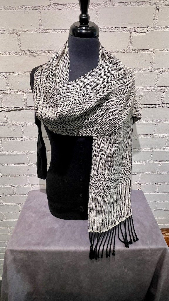 Bamboo Hand Woven Scarf - SS142